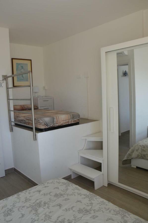 Miramare 22 Apartment Кастелсардо Екстериор снимка