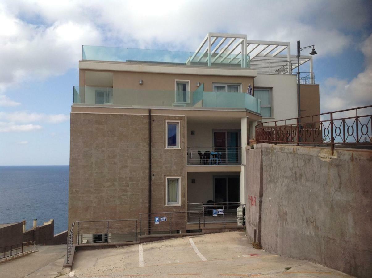 Miramare 22 Apartment Кастелсардо Екстериор снимка